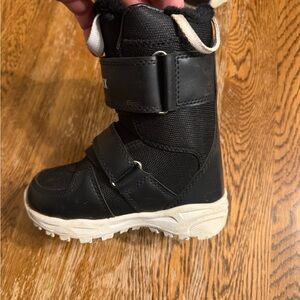 Kids Black Winter Boots